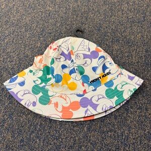 BNWT Kids Disney Mickey Mouse Bucket Hat